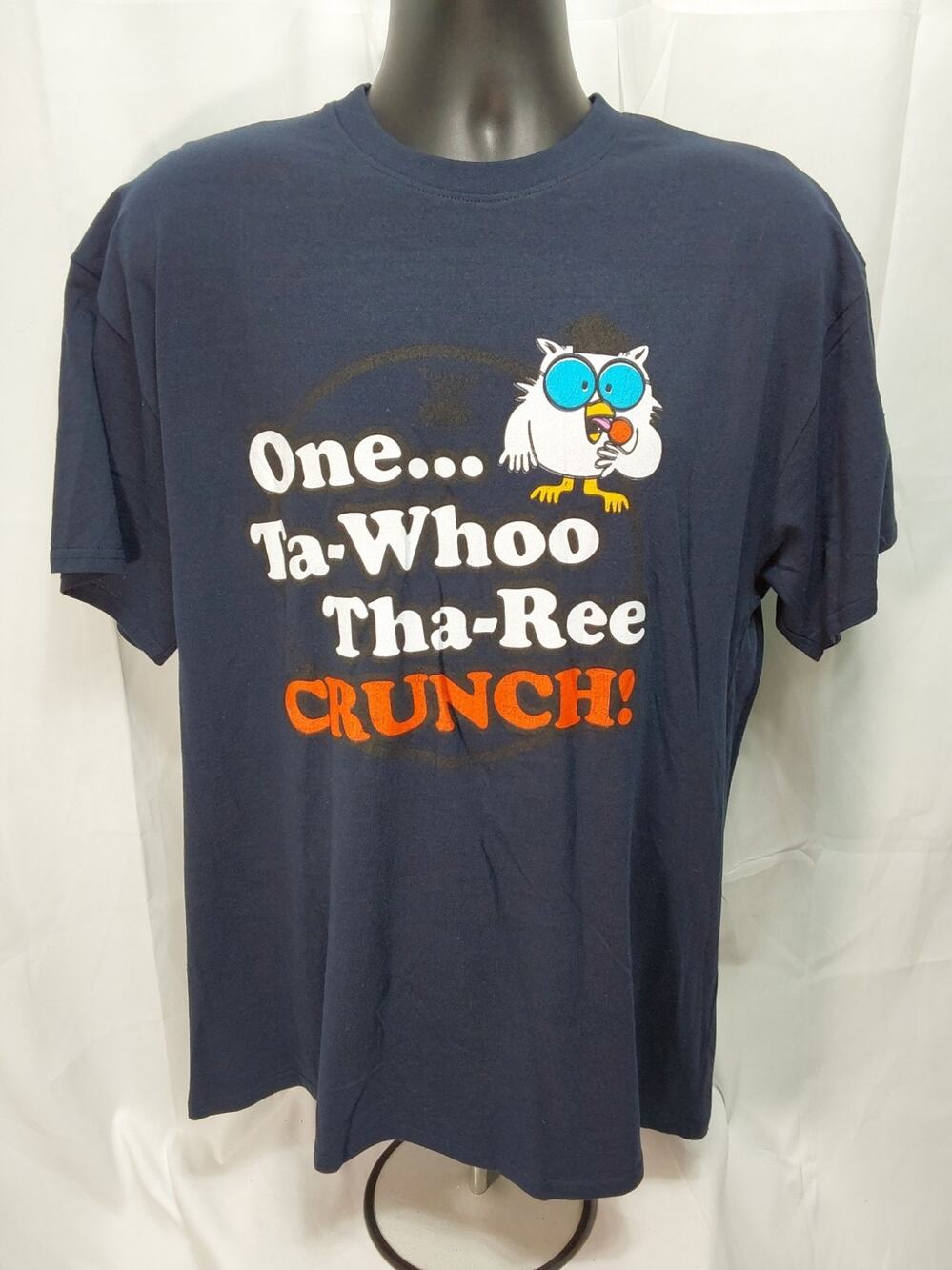 Brisco Brands XL Navy Tootsie Roll 1,2,3 Crunch Graphic Print T-Shirt #M202